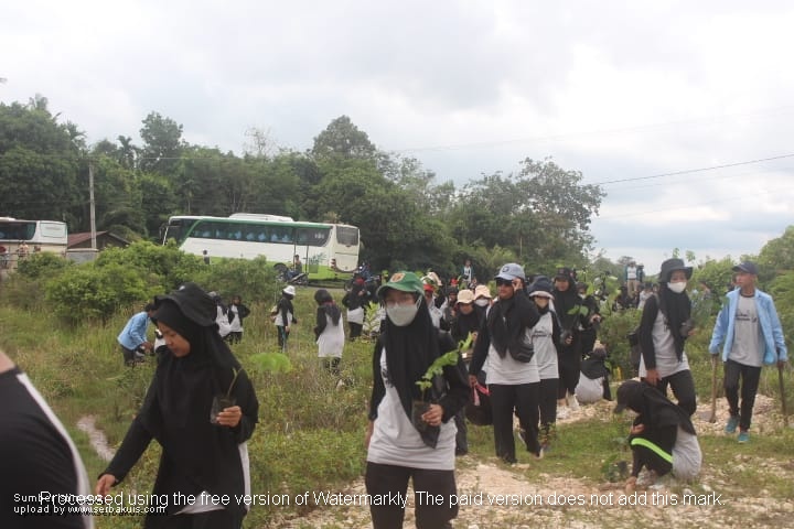 Cintai Lingkungan, Mahasiswa Biologi Siap Lakukan Rehabilitasi Hutan