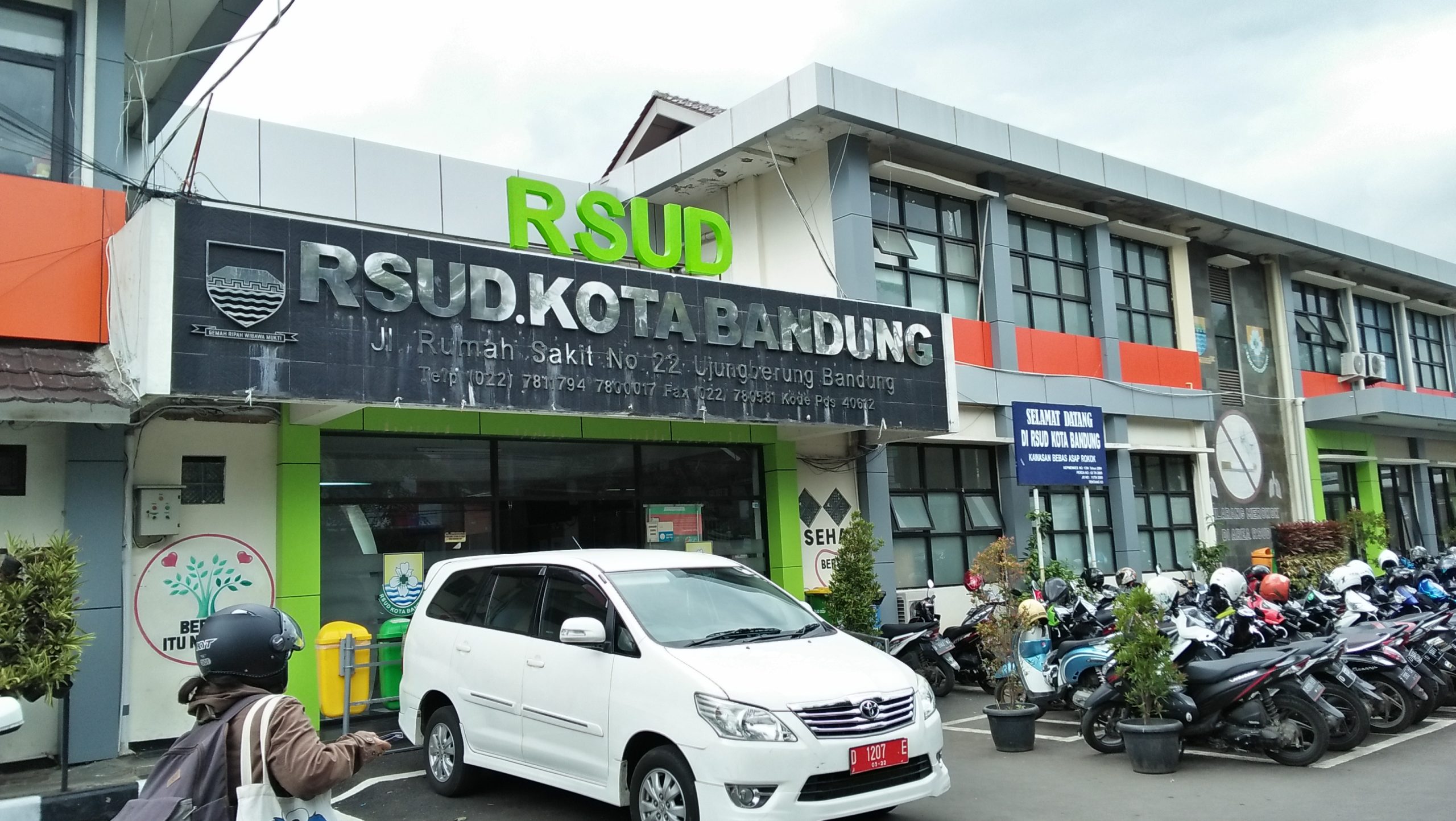 Bandung: Kota Metropolitan dan Pusat Layanan Kesehatan di Jawa Barat