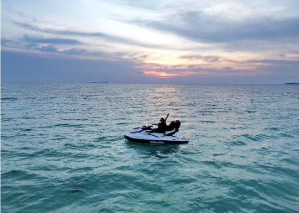 Menjelajah Pulau Karimun Jawa