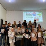 Pelatihan Hidroponik KUKERTA MBKM Universitas Riau di Bukit Lembah Subur